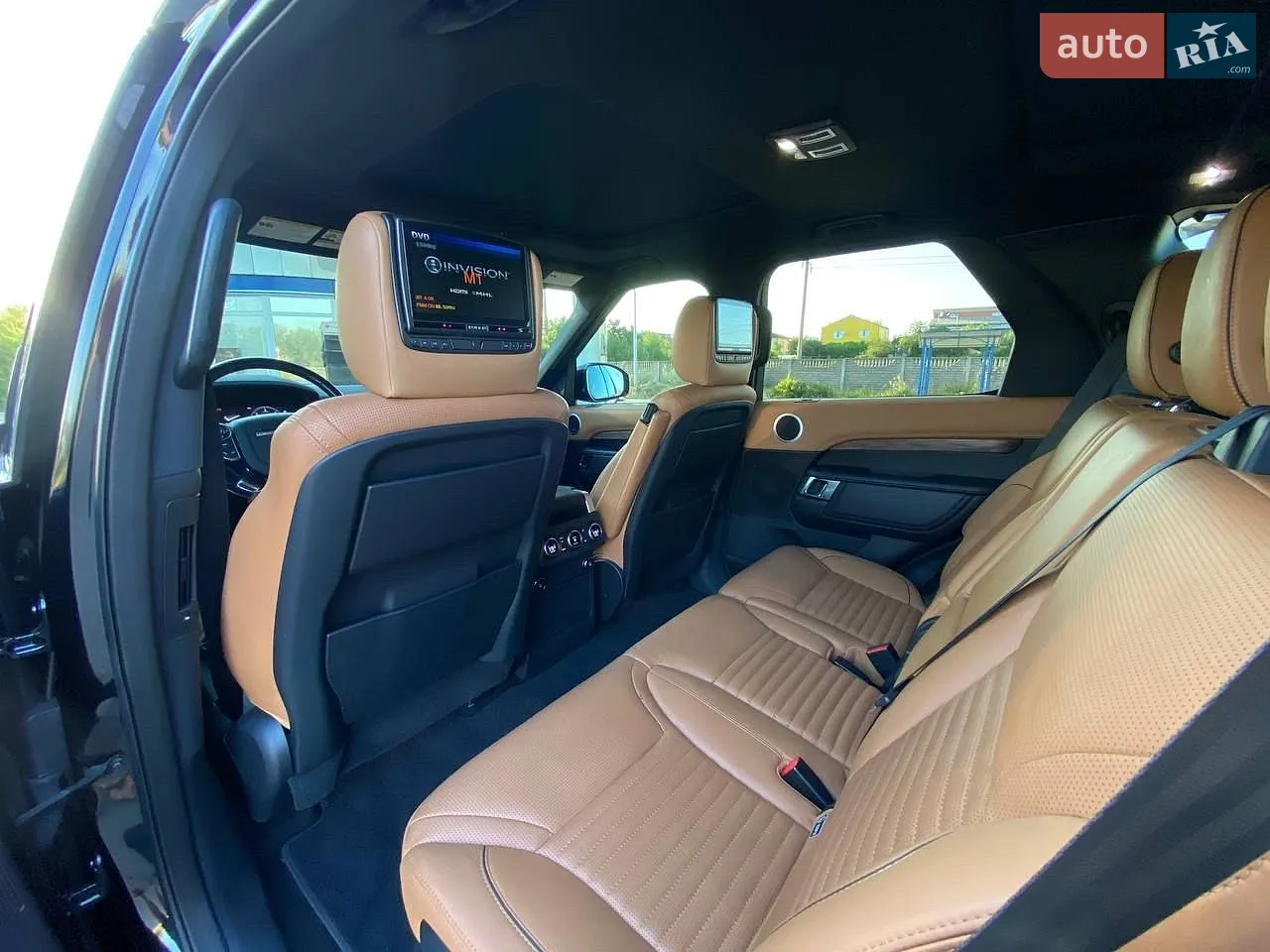 2017 Land Rover Discovery - мініатюра 34