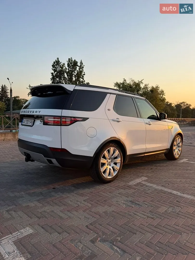 2017 Land Rover Discovery - мініатюра 4