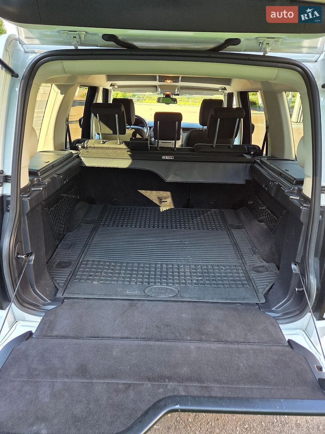 2016 Land Rover Discovery - мініатюра 8