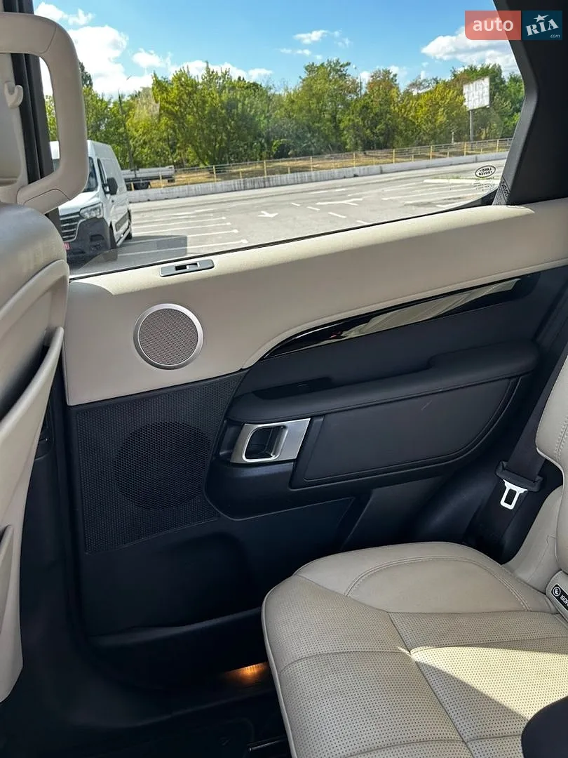 2019 Land Rover Discovery - мініатюра 27