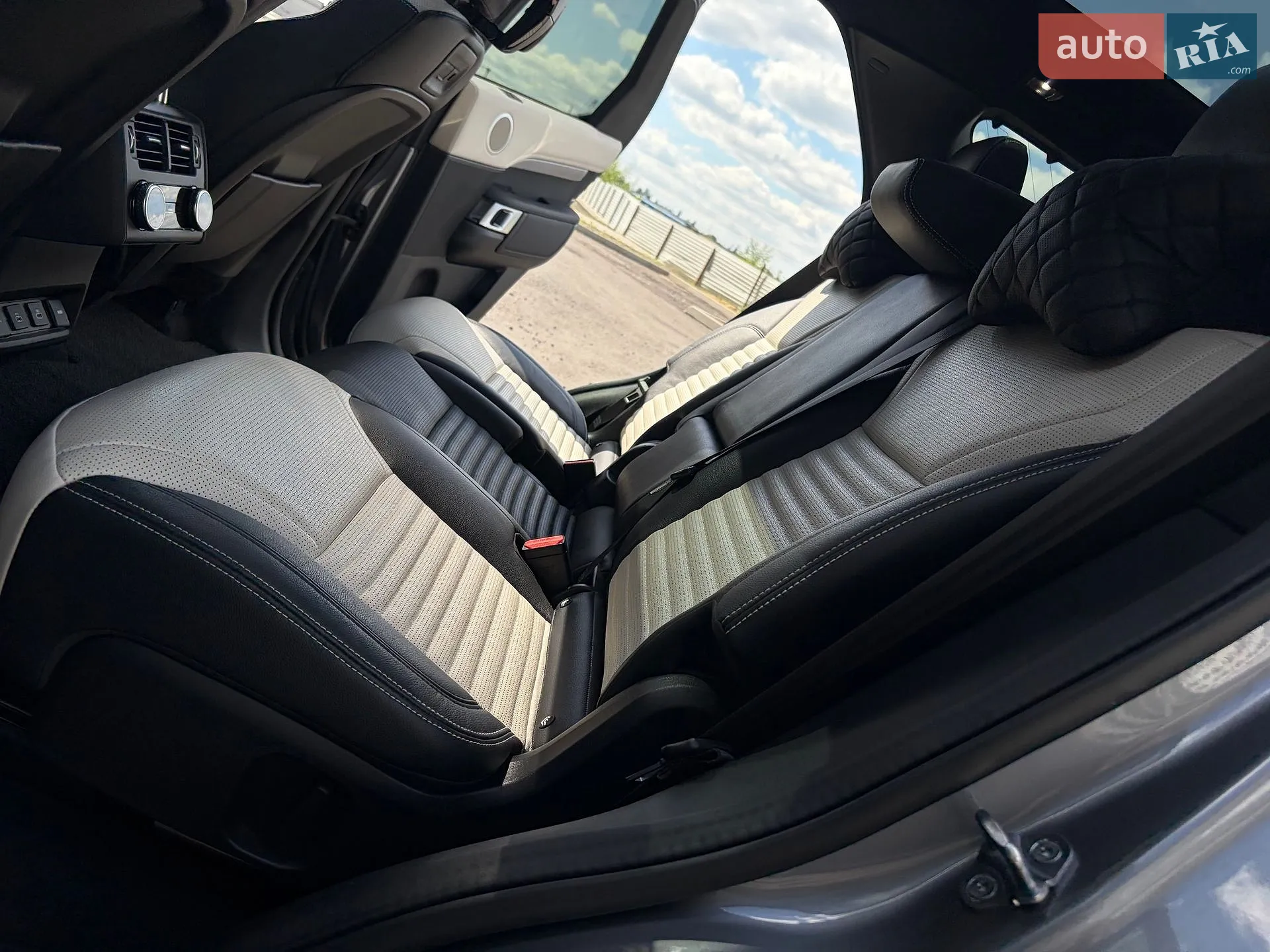 2021 Land Rover Discovery - мініатюра 82