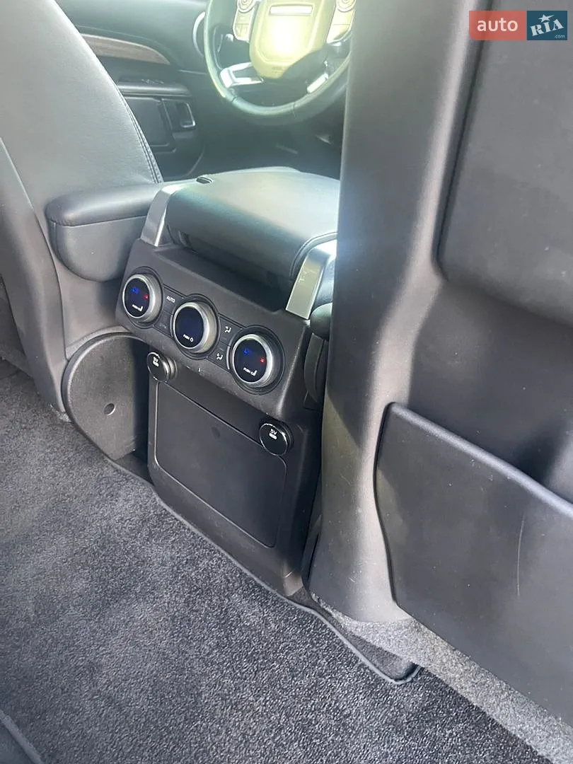 2017 Land Rover Discovery - мініатюра 50