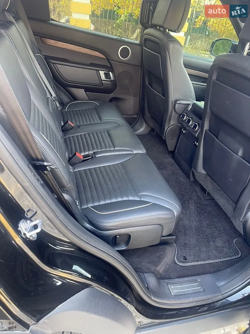 2017 Land Rover Discovery - мініатюра 48