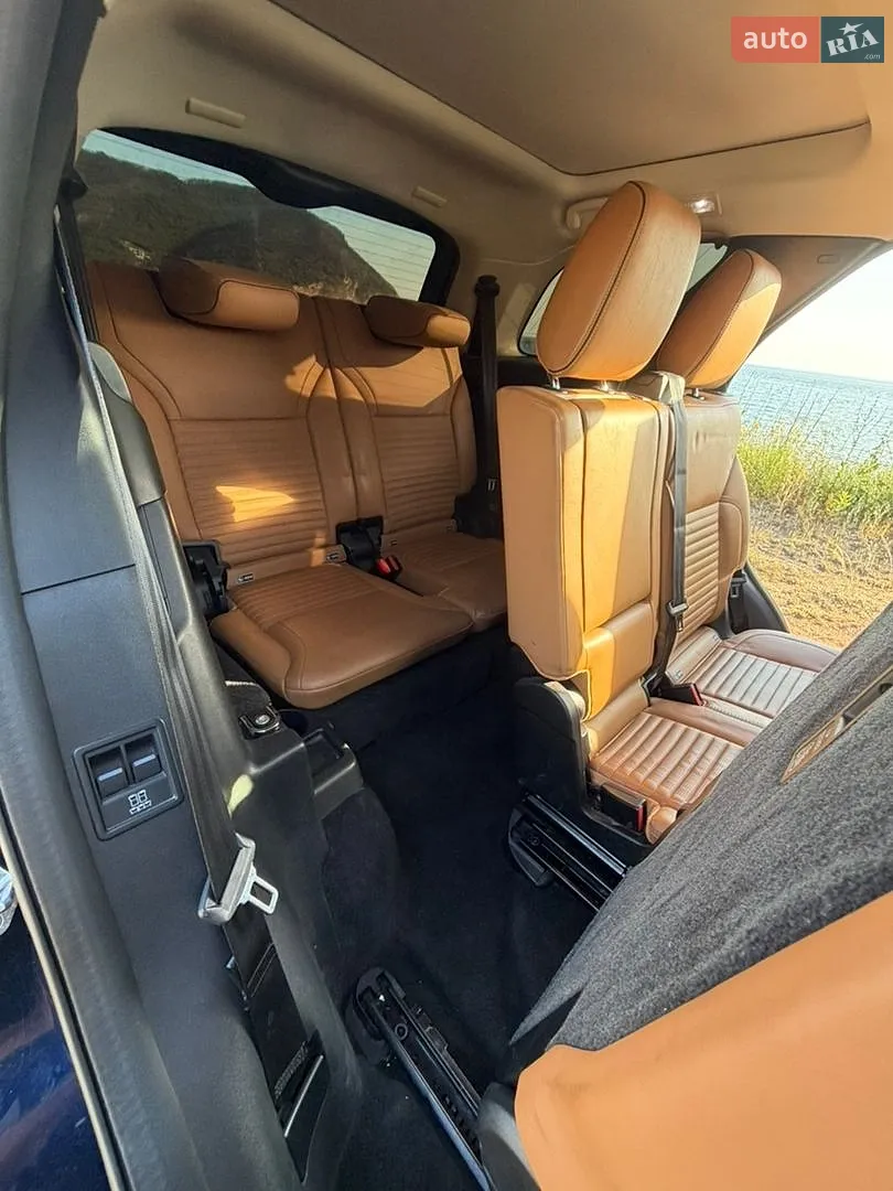 2019 Land Rover Discovery - мініатюра 19