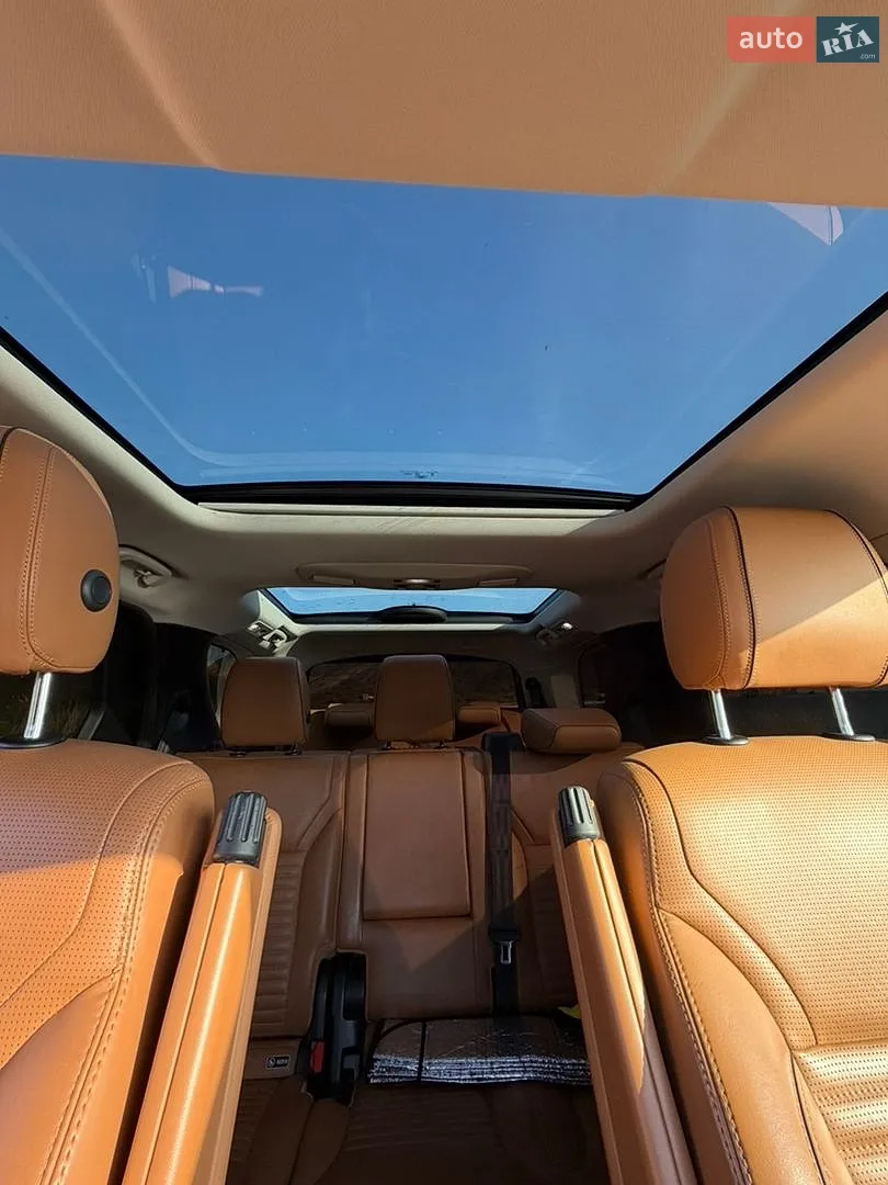 2019 Land Rover Discovery - мініатюра 34