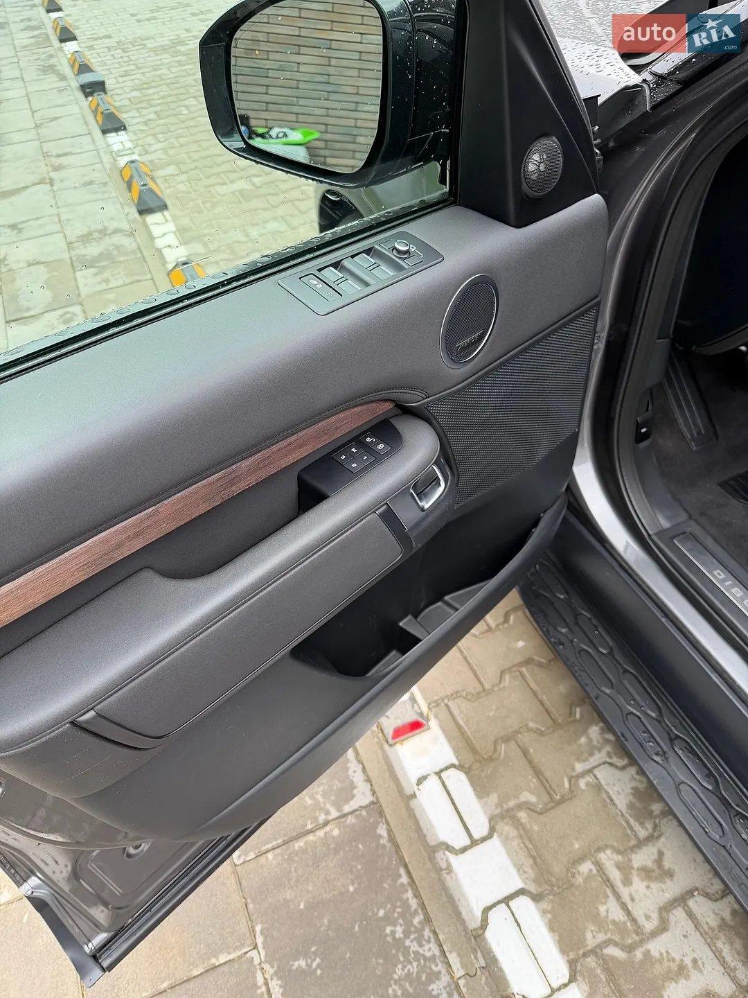 2019 Land Rover Discovery - мініатюра 9
