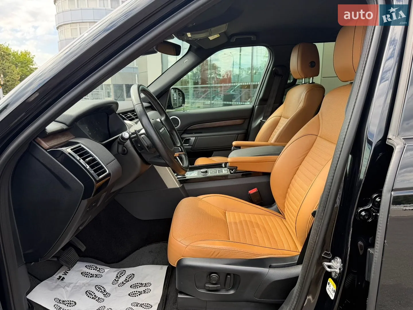 2019 Land Rover Discovery - мініатюра 19