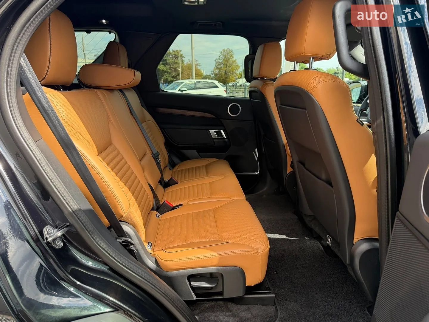 2019 Land Rover Discovery - мініатюра 31