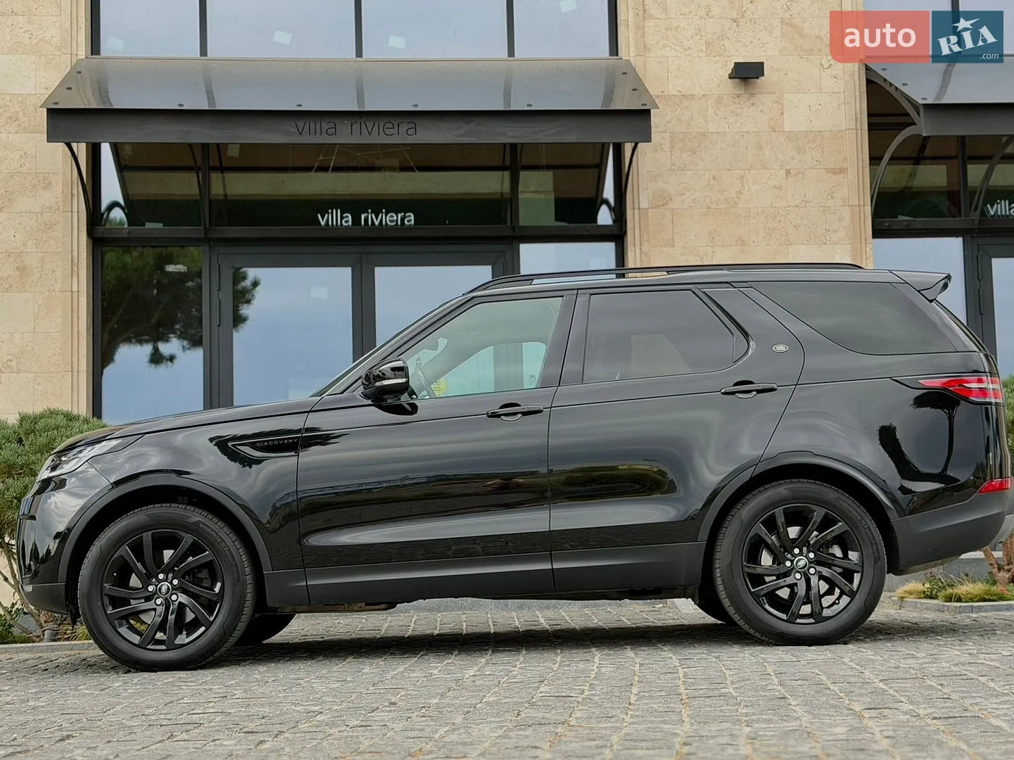 2017 Land Rover Discovery - мініатюра 22