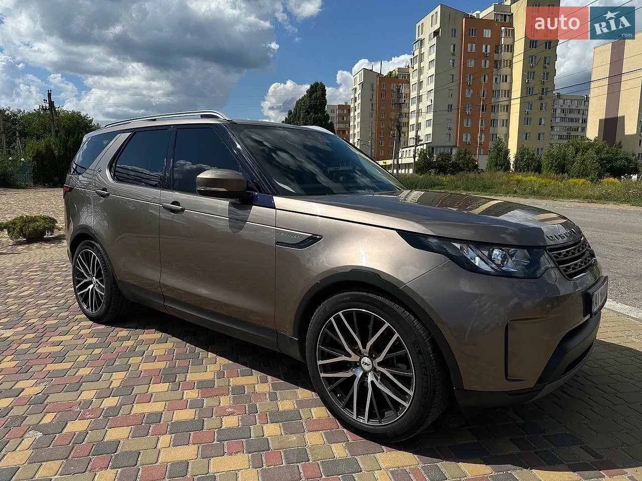 2017 Land Rover Discovery - мініатюра 6