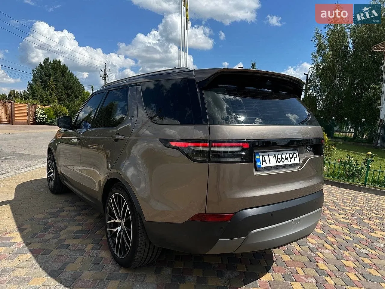 2017 Land Rover Discovery - мініатюра 8