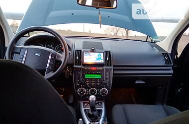 Позашляховик / Кросовер Land Rover Freelander 2010 в 