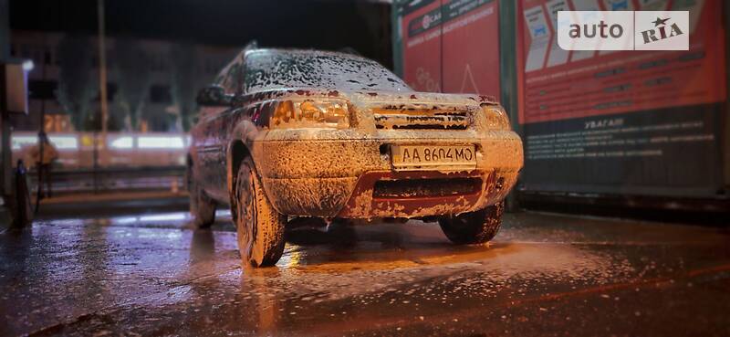 Позашляховик / Кросовер Land Rover Freelander 2000 в Києві
