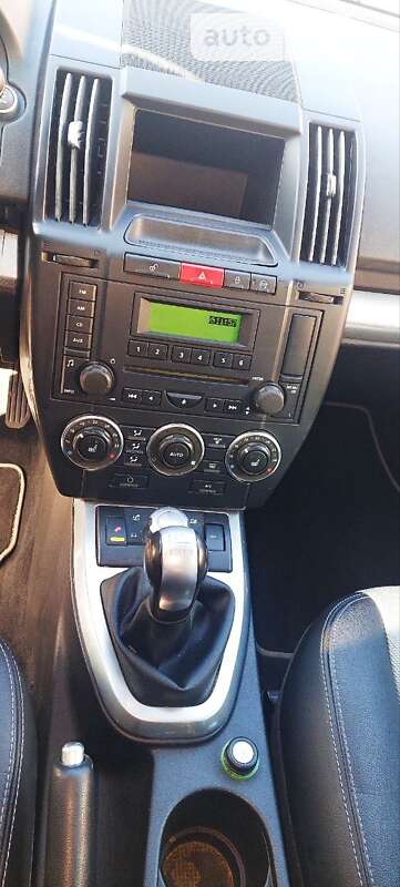 Позашляховик / Кросовер Land Rover Freelander 2010 в Києві