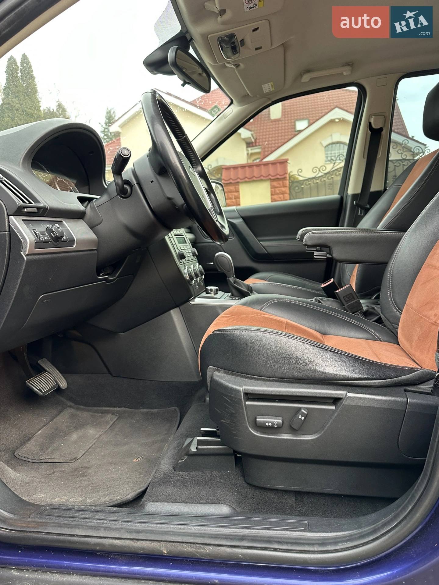 2011 Land Rover Freelander - мініатюра 33