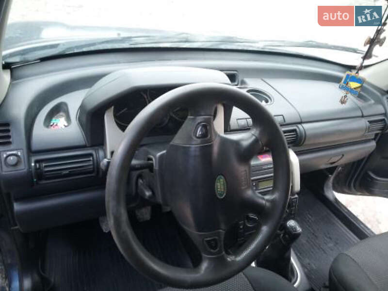 Позашляховик / Кросовер Land Rover Freelander 2005 в Рогатині