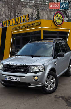Позашляховик / Кросовер Land Rover Freelander 2013 в 