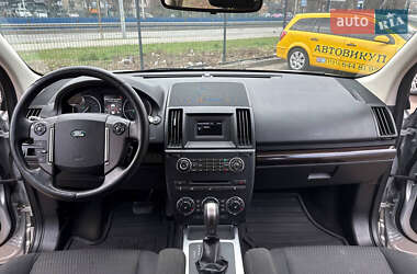 Позашляховик / Кросовер Land Rover Freelander 2013 в 