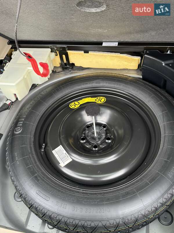 Позашляховик / Кросовер Land Rover Freelander 2013 в Львові