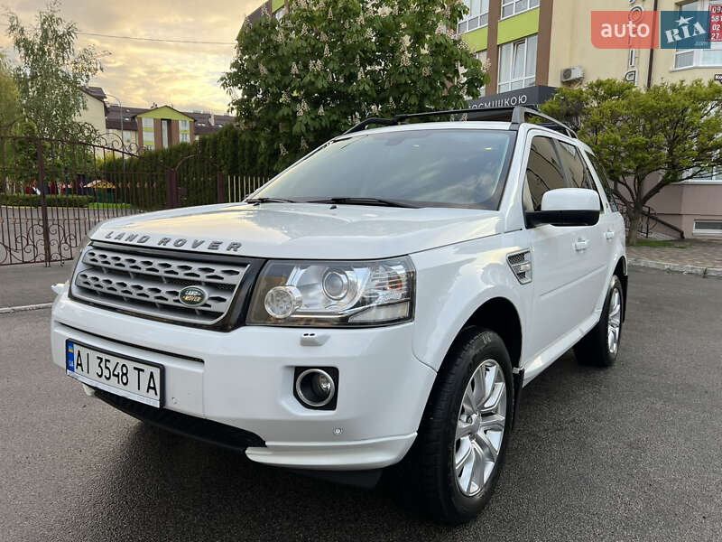 Позашляховик / Кросовер Land Rover Freelander 2013 в 