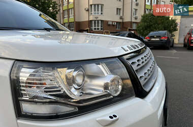 Позашляховик / Кросовер Land Rover Freelander 2013 в 