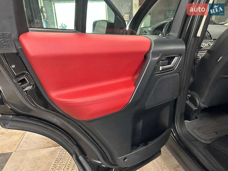 Внедорожник / Кроссовер Land Rover Freelander 2013 в Киеве