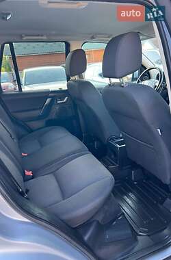 Внедорожник / Кроссовер Land Rover Freelander 2010 в 