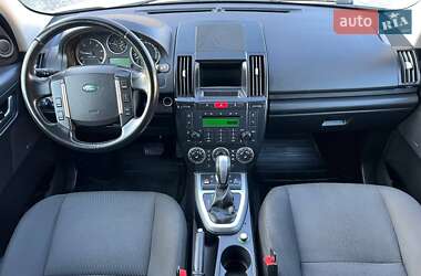 Внедорожник / Кроссовер Land Rover Freelander 2010 в 