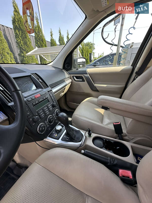 Позашляховик / Кросовер Land Rover Freelander 2010 в Коростені