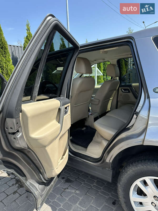 Позашляховик / Кросовер Land Rover Freelander 2010 в Коростені