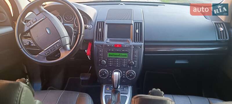 Внедорожник / Кроссовер Land Rover Freelander 2011 в Бурыни