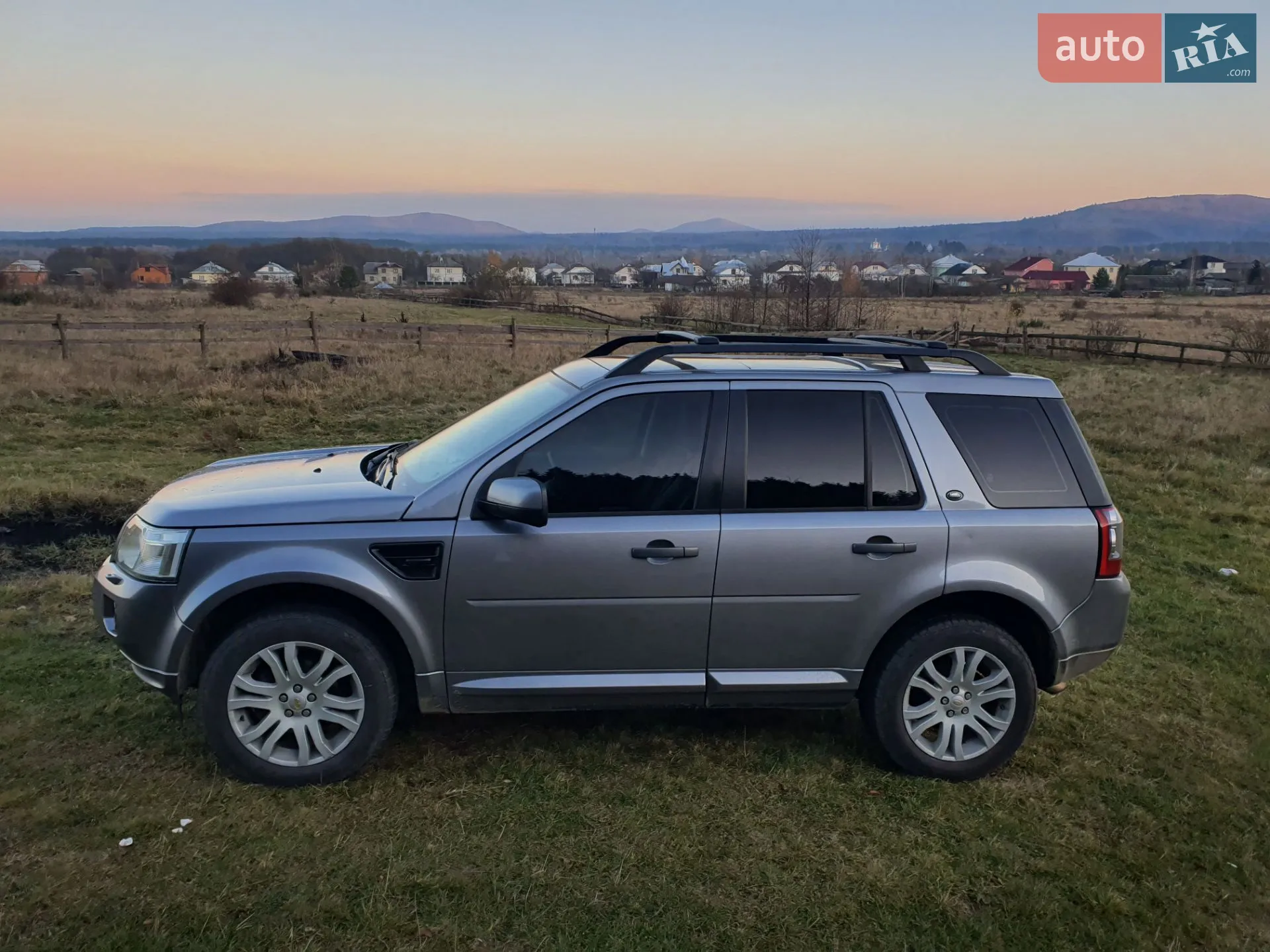 2011 Land Rover Freelander - мініатюра 14