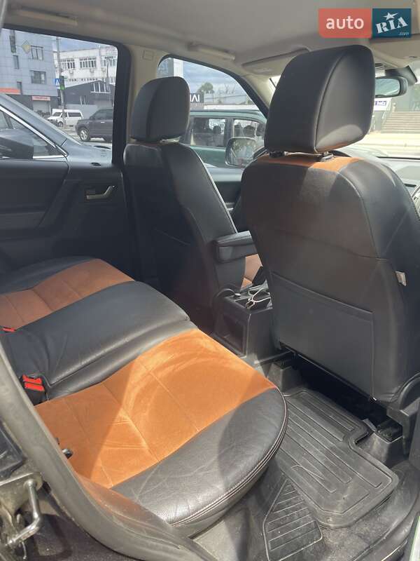 Позашляховик / Кросовер Land Rover Freelander 2011 в Києві