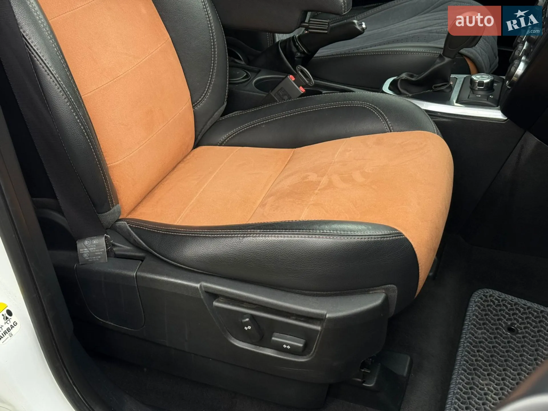 2012 Land Rover Freelander - мініатюра 31