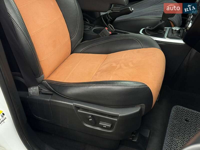 Позашляховик / Кросовер Land Rover Freelander 2012 в Сарнах