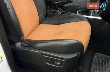 Внедорожник / Кроссовер Land Rover Freelander 2012 в 