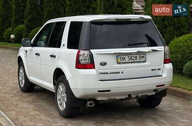 Внедорожник / Кроссовер Land Rover Freelander 2012 в 