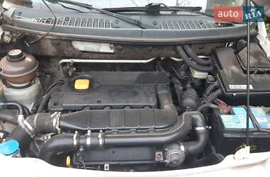 Внедорожник / Кроссовер Land Rover Freelander 2004 в Ужгороде