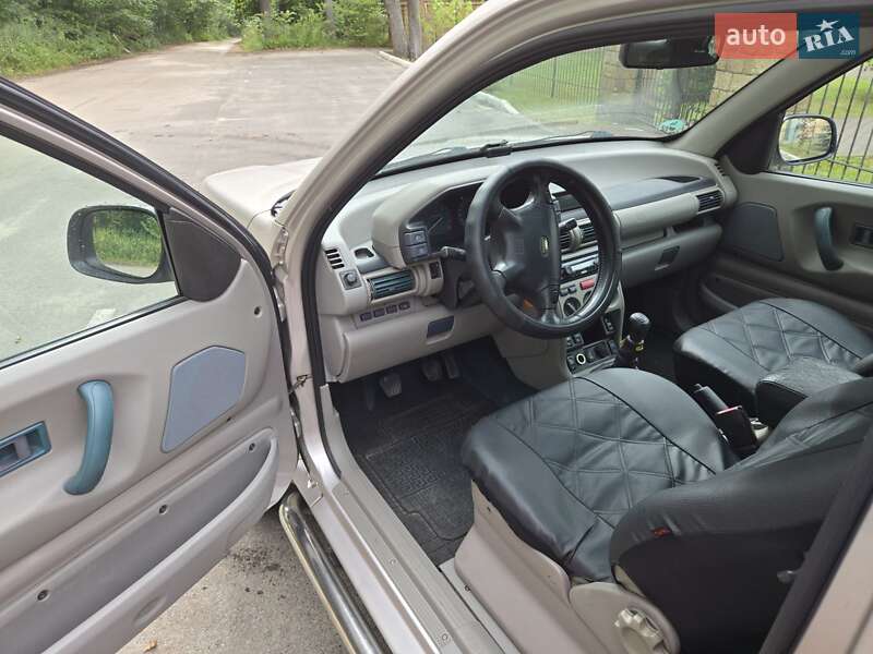 Позашляховик / Кросовер Land Rover Freelander 1999 в Києві