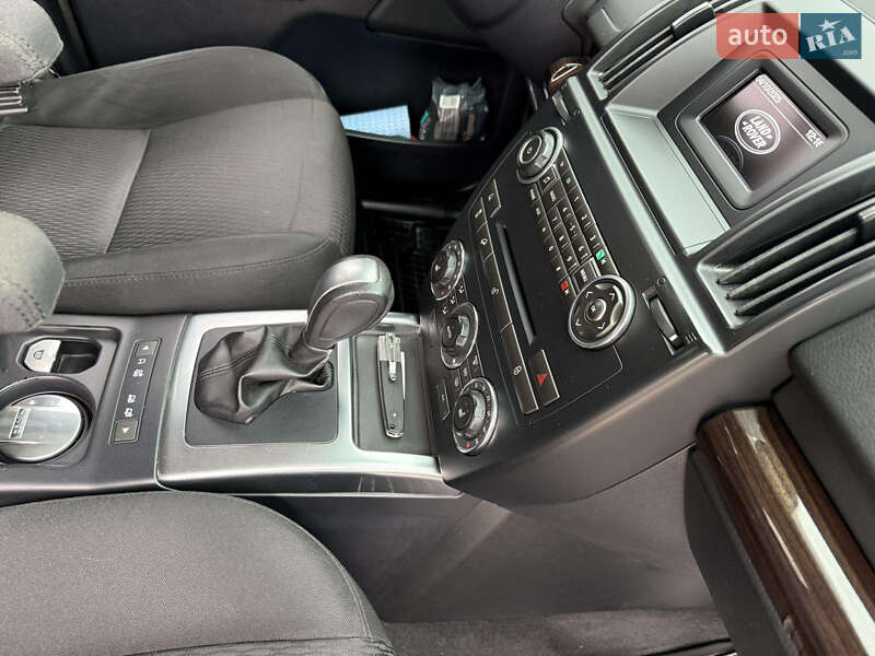 Позашляховик / Кросовер Land Rover Freelander 2013 в Києві