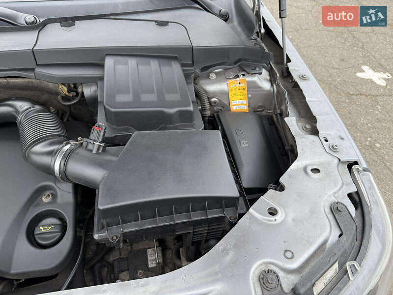 Позашляховик / Кросовер Land Rover Freelander 2013 в Києві