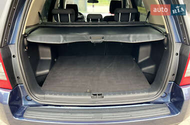 Позашляховик / Кросовер Land Rover Freelander 2010 в 