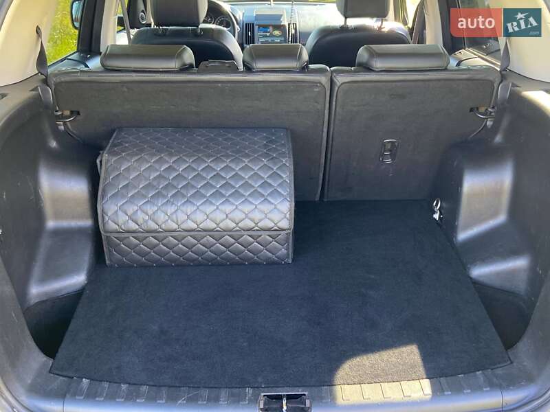 Внедорожник / Кроссовер Land Rover Freelander 2010 в Краснокутске