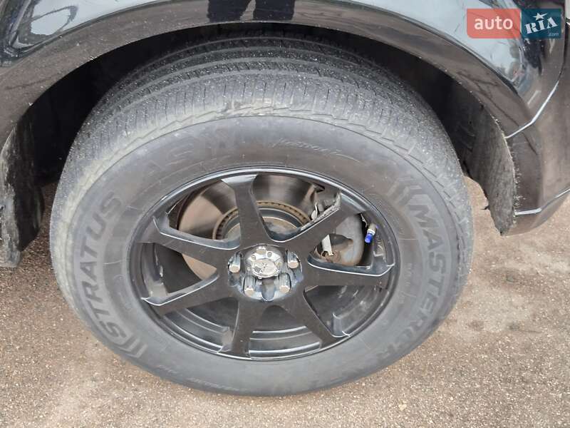 Позашляховик / Кросовер Land Rover Freelander 2012 в Києві