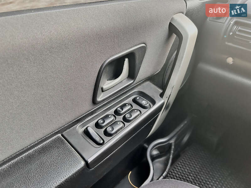 Внедорожник / Кроссовер Land Rover Freelander 2005 в Житомире