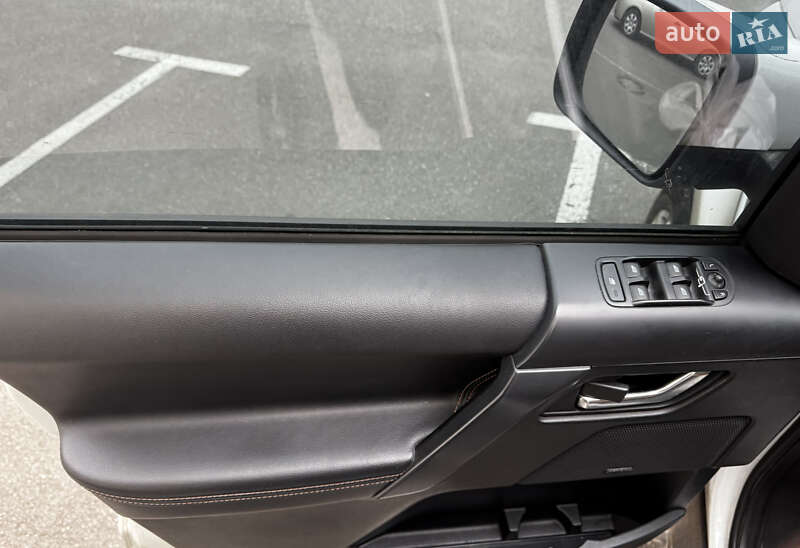 Позашляховик / Кросовер Land Rover Freelander 2012 в Києві фото 13 Позашляховик / Кросовер Land Rover Freelander 2012 в Києві