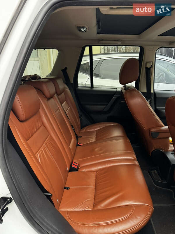 Позашляховик / Кросовер Land Rover Freelander 2012 в Києві фото 10 Позашляховик / Кросовер Land Rover Freelander 2012 в Києві