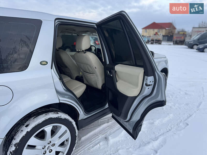 Позашляховик / Кросовер Land Rover Freelander 2009 в Луцьку
