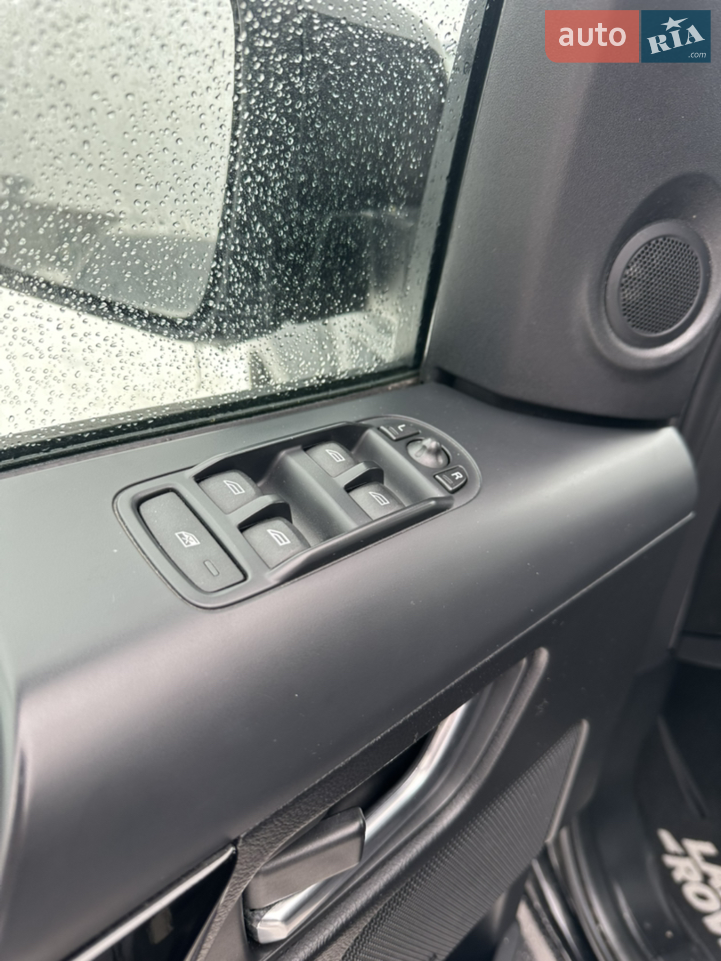 2013 Land Rover Freelander - мініатюра 20