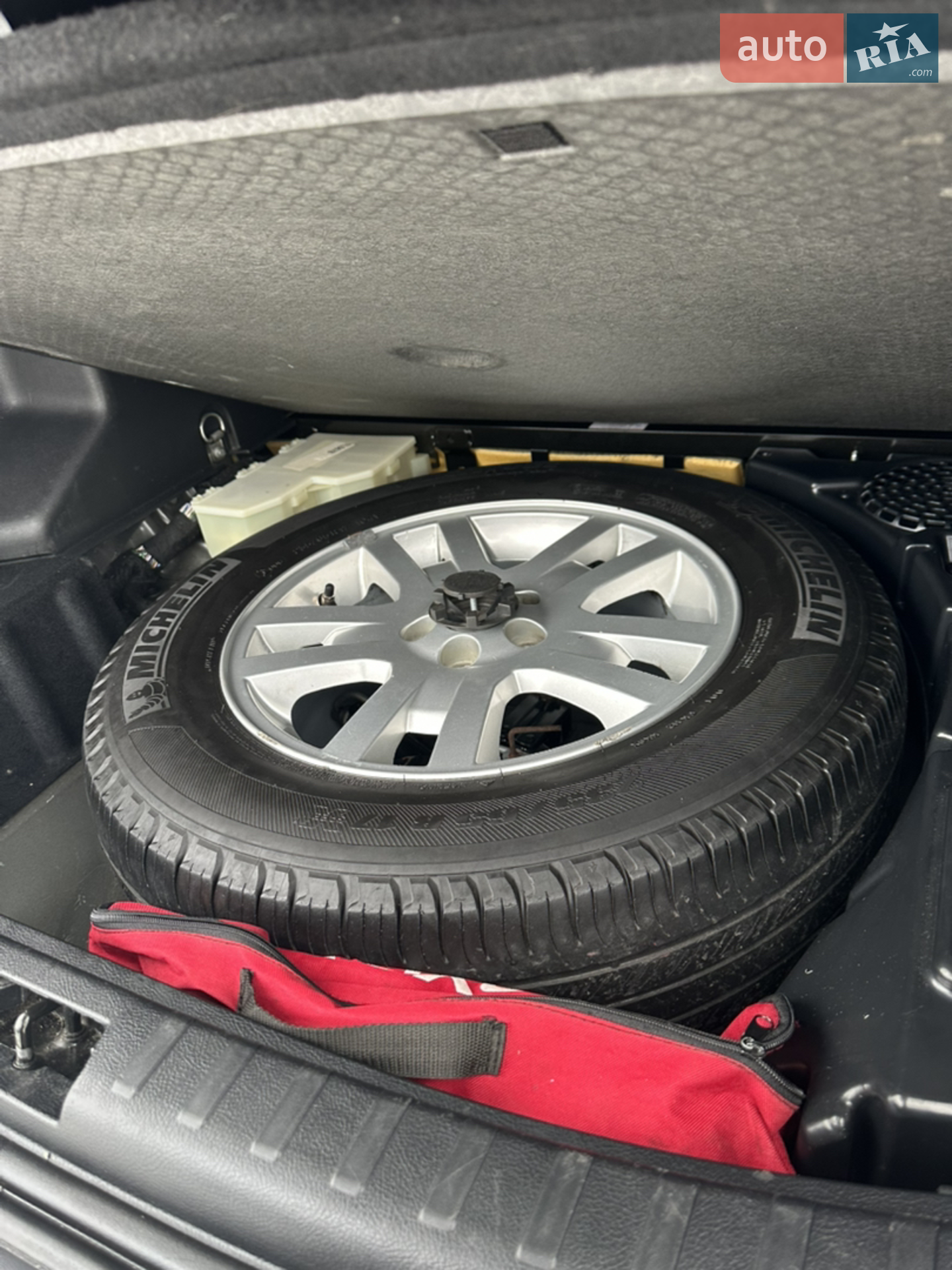 2013 Land Rover Freelander - мініатюра 35